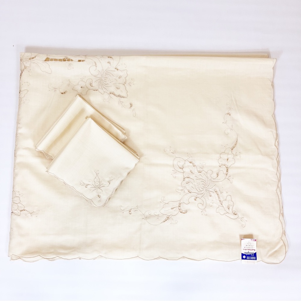 Vintage Shanghai Hand Embroidered Rectangle Linen BlenD Tablecloth Napkins 12